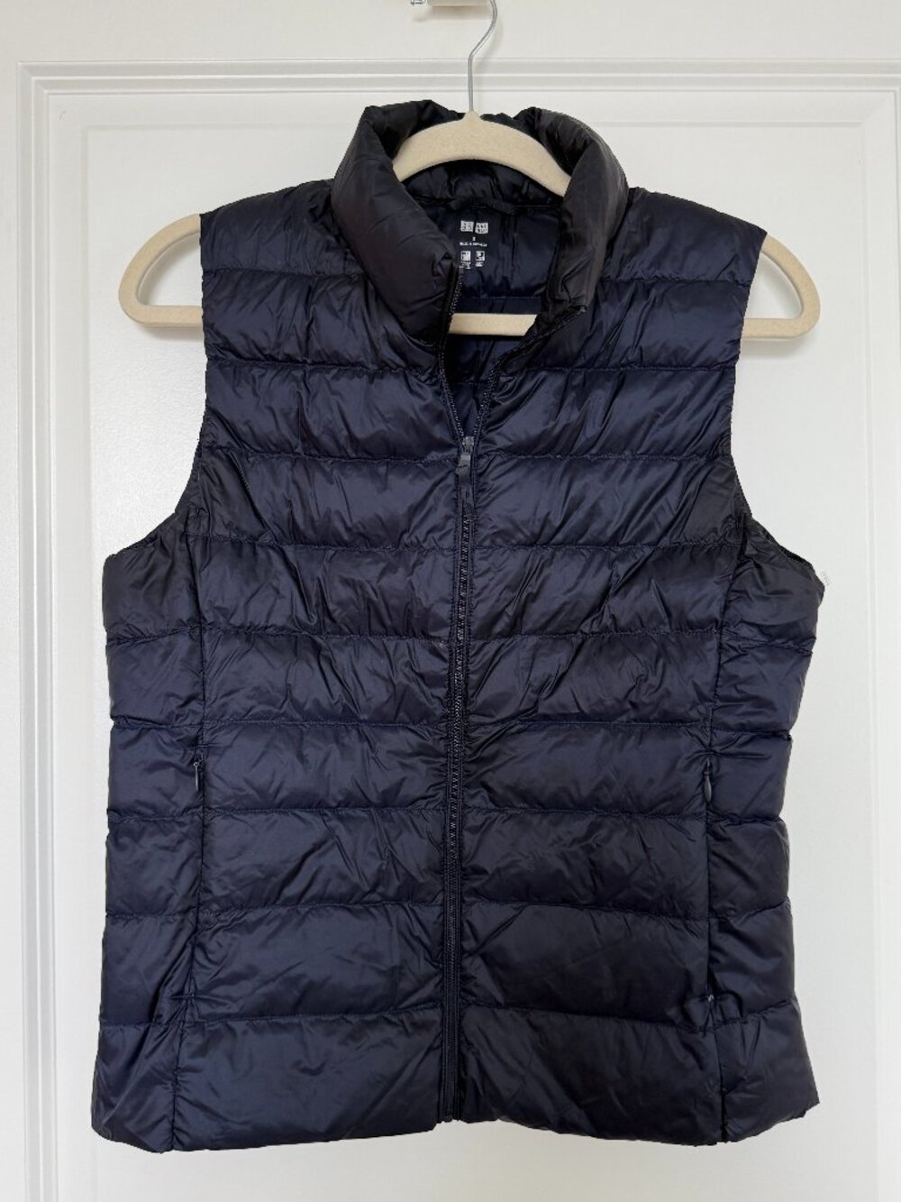 Uniqlo Ultra Light Down Puffer Full Zip Black Vest - Women's Small